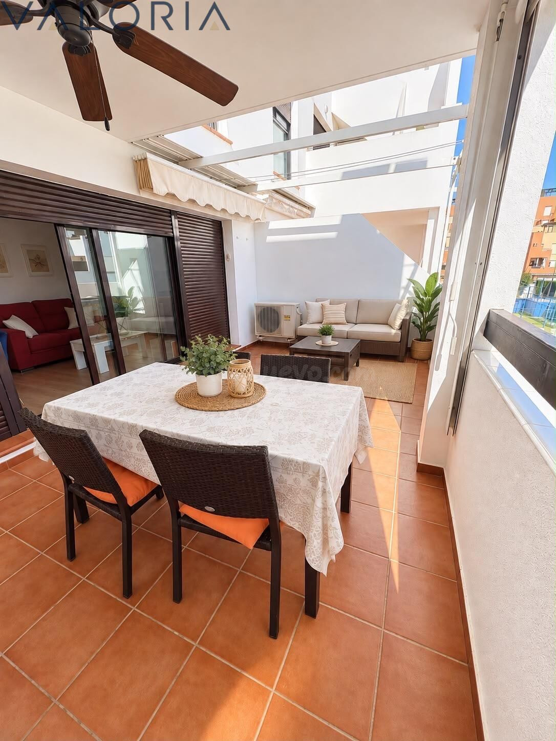 Apartamento con amplia terraza, garaje y trastero en Residencial Alborada
