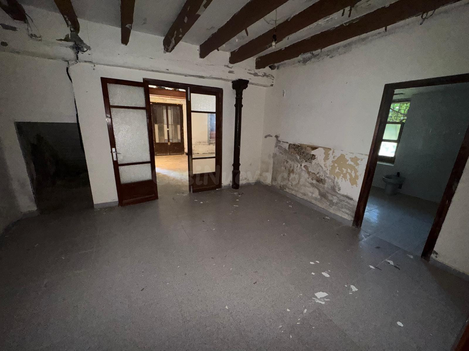 CASA A LA VENTA PARA REFORMAR EN PIERA - foto 4