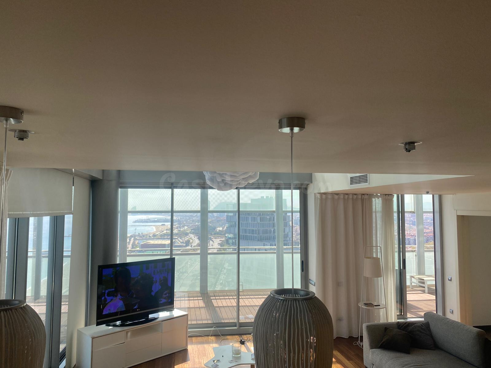Atico completamente renovado con terraza en Diagonal Mar - foto 3