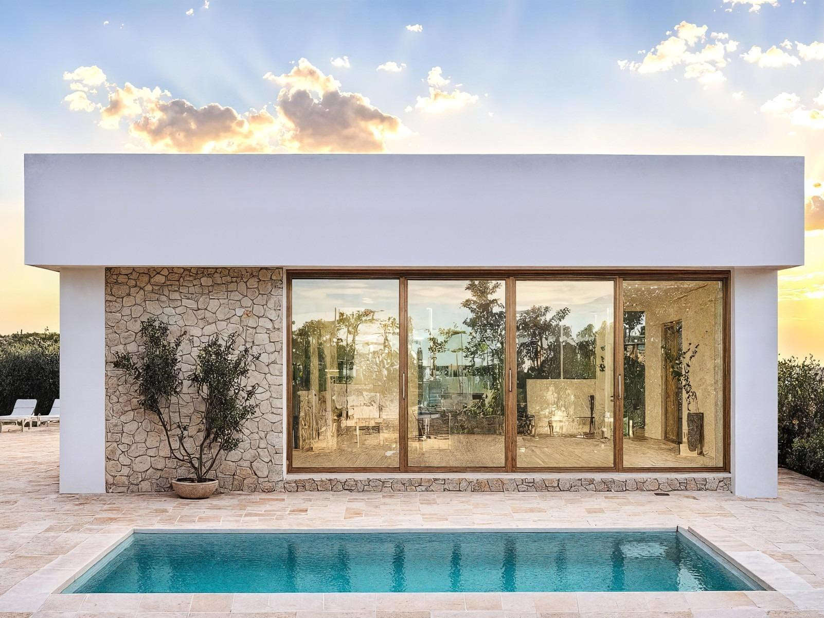 Villa exclusiva con 3 dormitorios y piscina privada a la venta  en Orihuela Costa