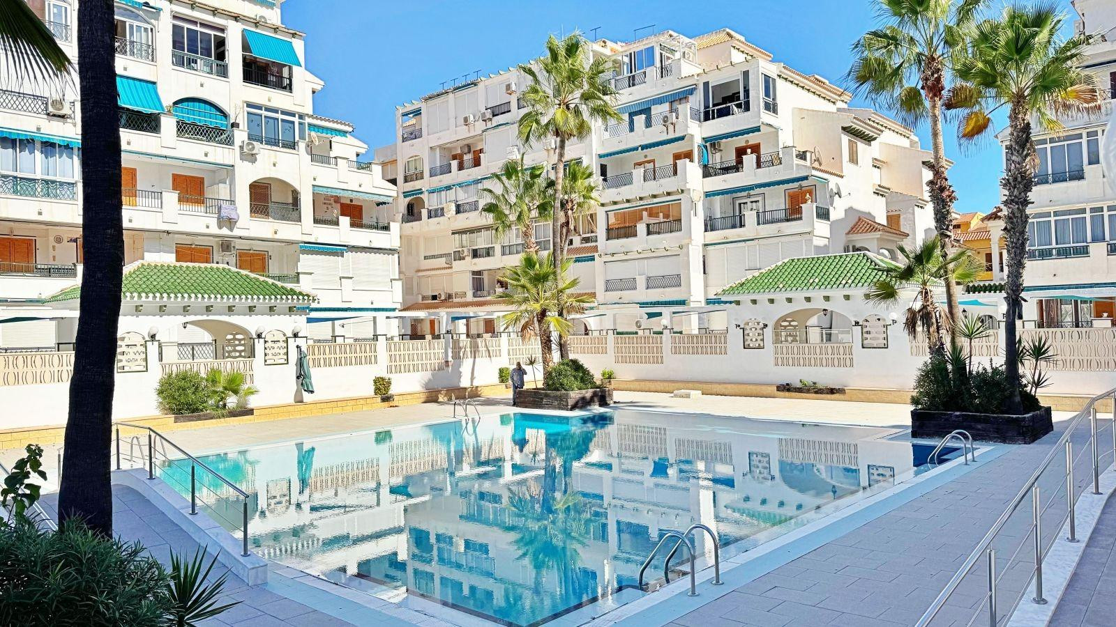 Joya vacacional en Viñamar V – A solo 200 metros de la Playa de La Mata