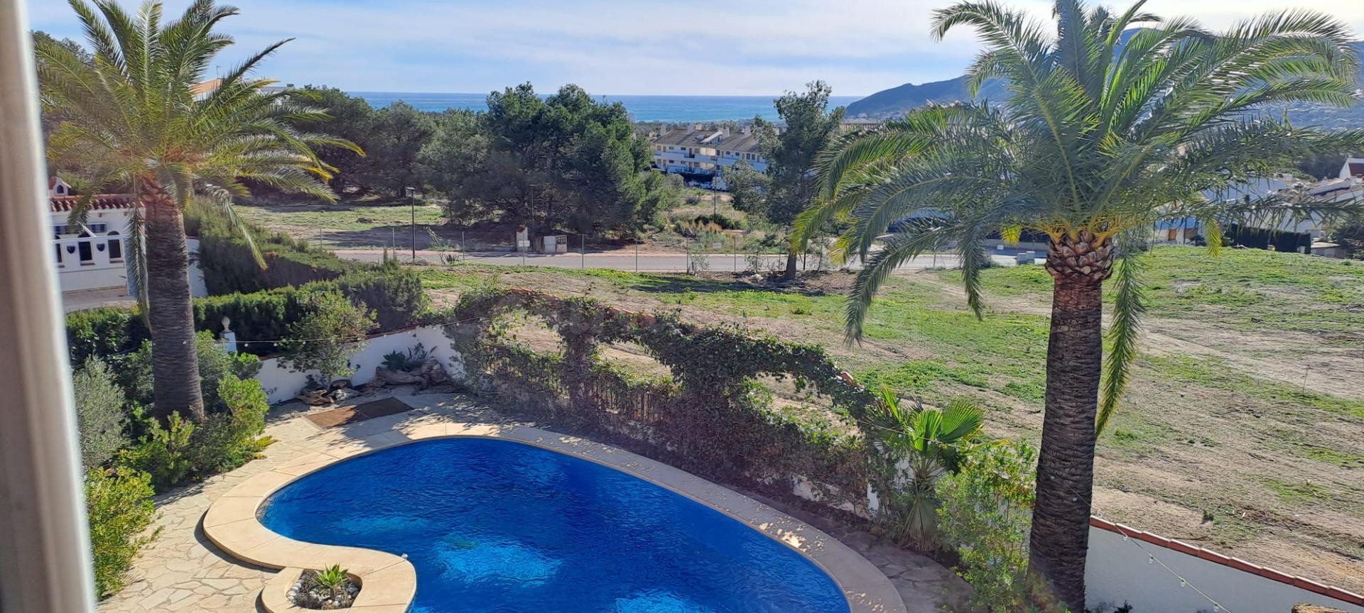Chalet/Villa en venta con vistas al mar en Alfaz del Pi , Al - foto 2