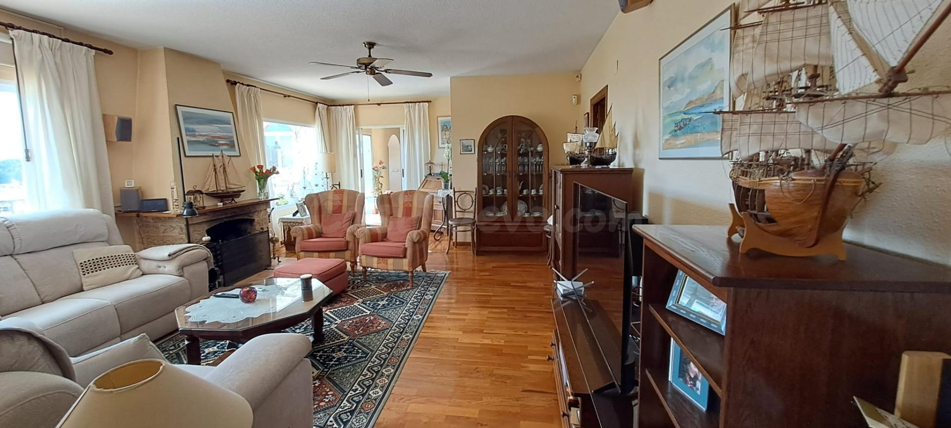 Chalet/Villa en venta con vistas al mar en Alfaz del Pi , Al - foto 4