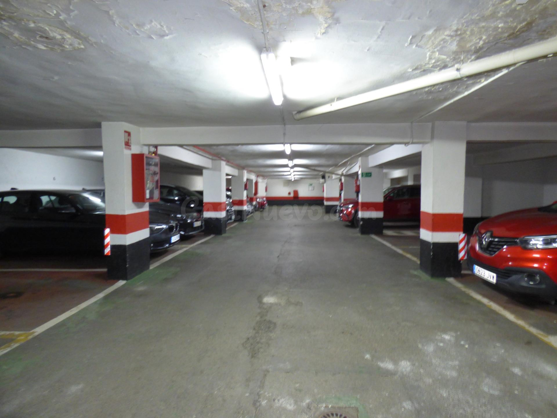 Garaje 21m² en venta - ESTORIL 2