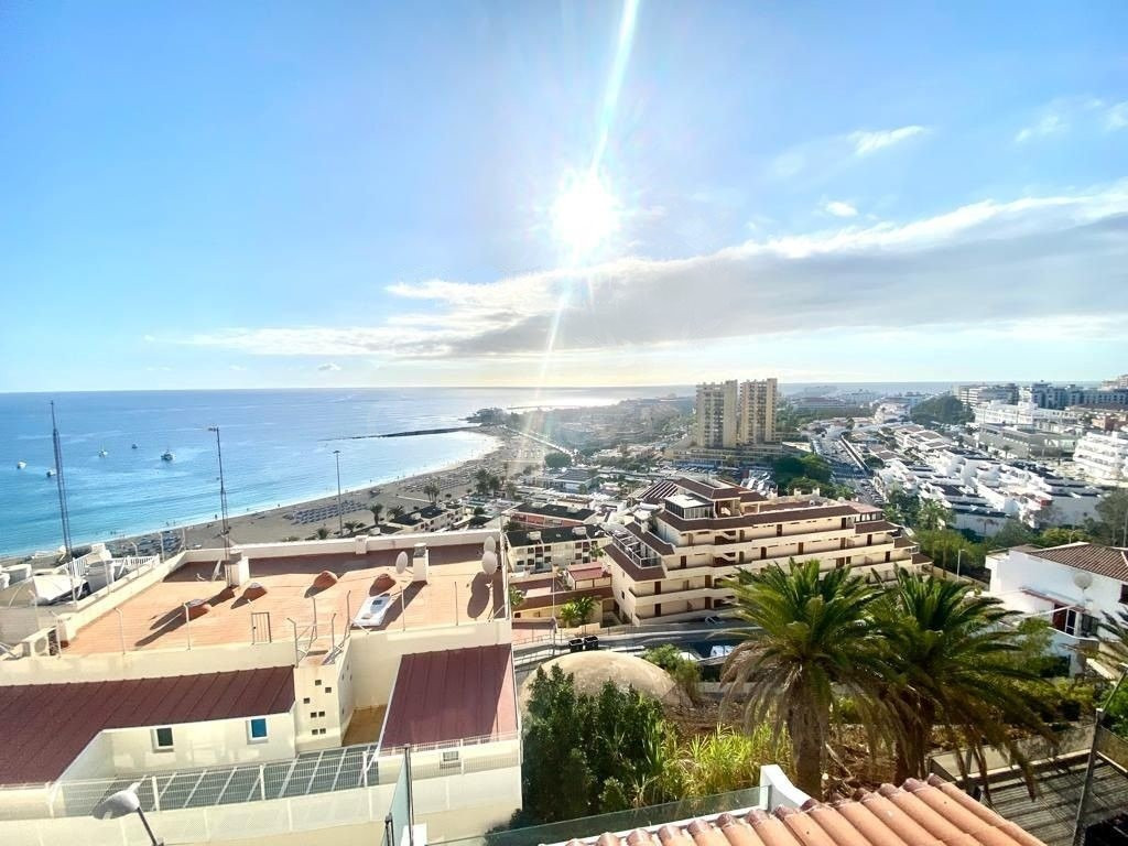 Fantástico Ático con Vistas Panorámicas a Mar y a Playa de l