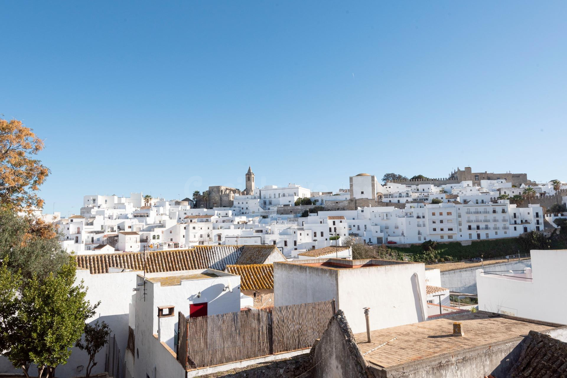 Apartamento para entrar a vivir en patio de vecinos Vejer de la Frontera