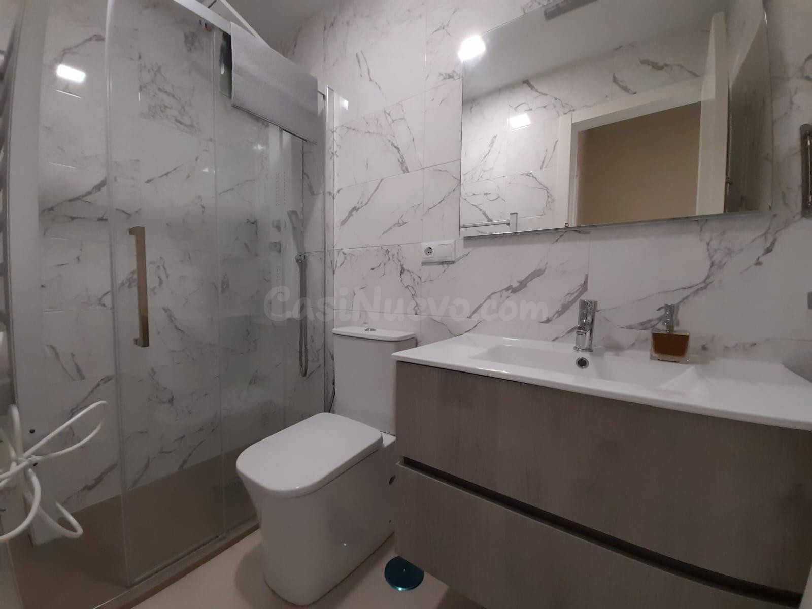 Ático exclusivo con terraza de 20 m2 en el Centro de Cádiz – - foto 5