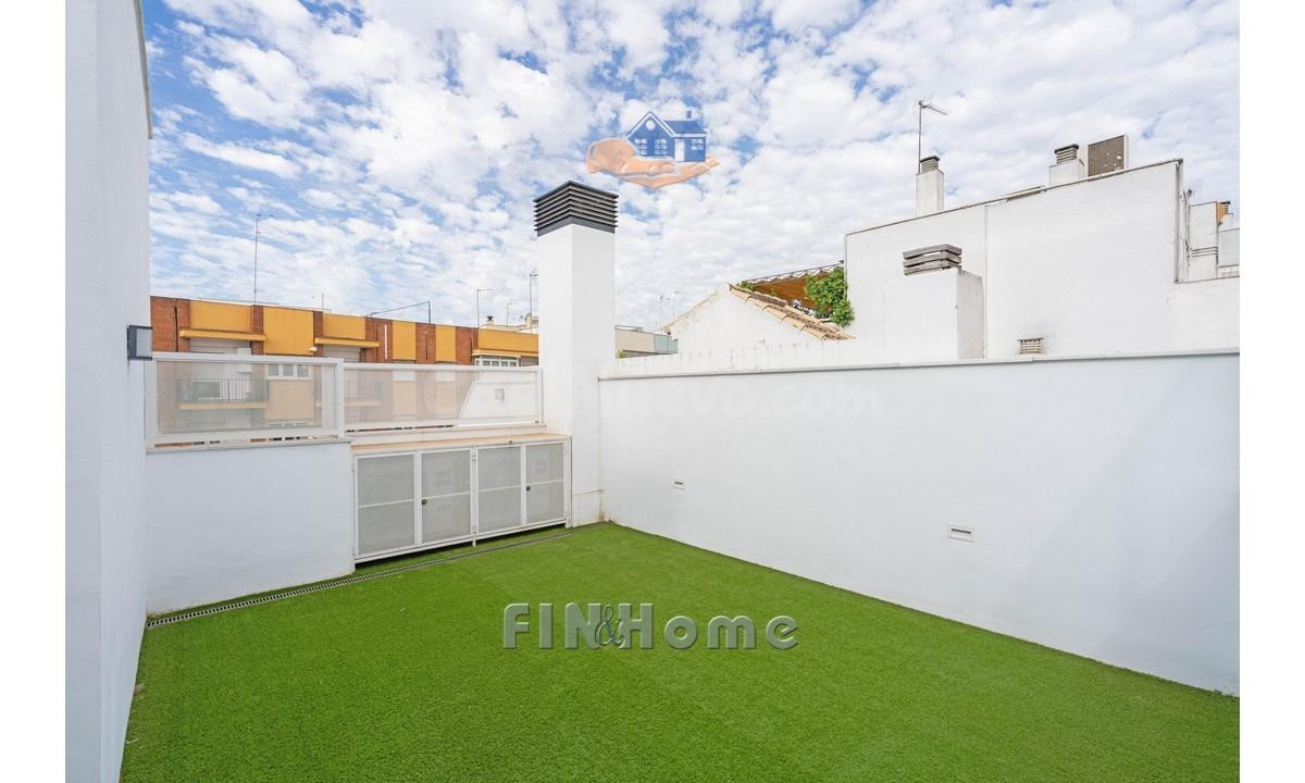 Ático de obra nueva en Triana con vistas a la Giralda | 345. - foto 5