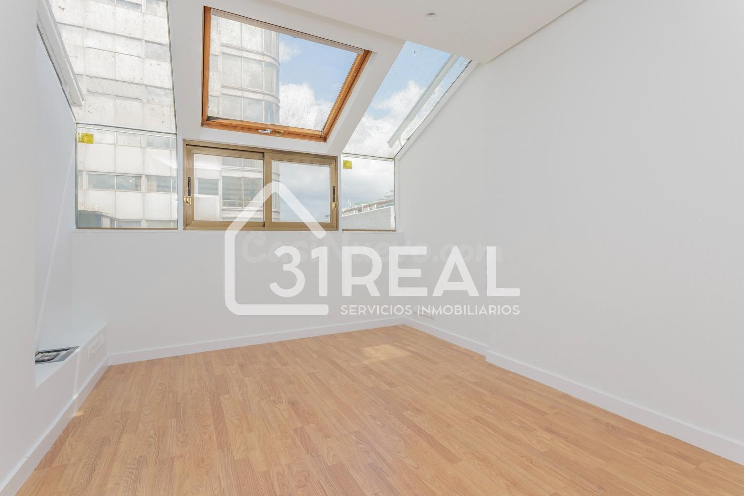 Atico Duplex en quintana - foto 3