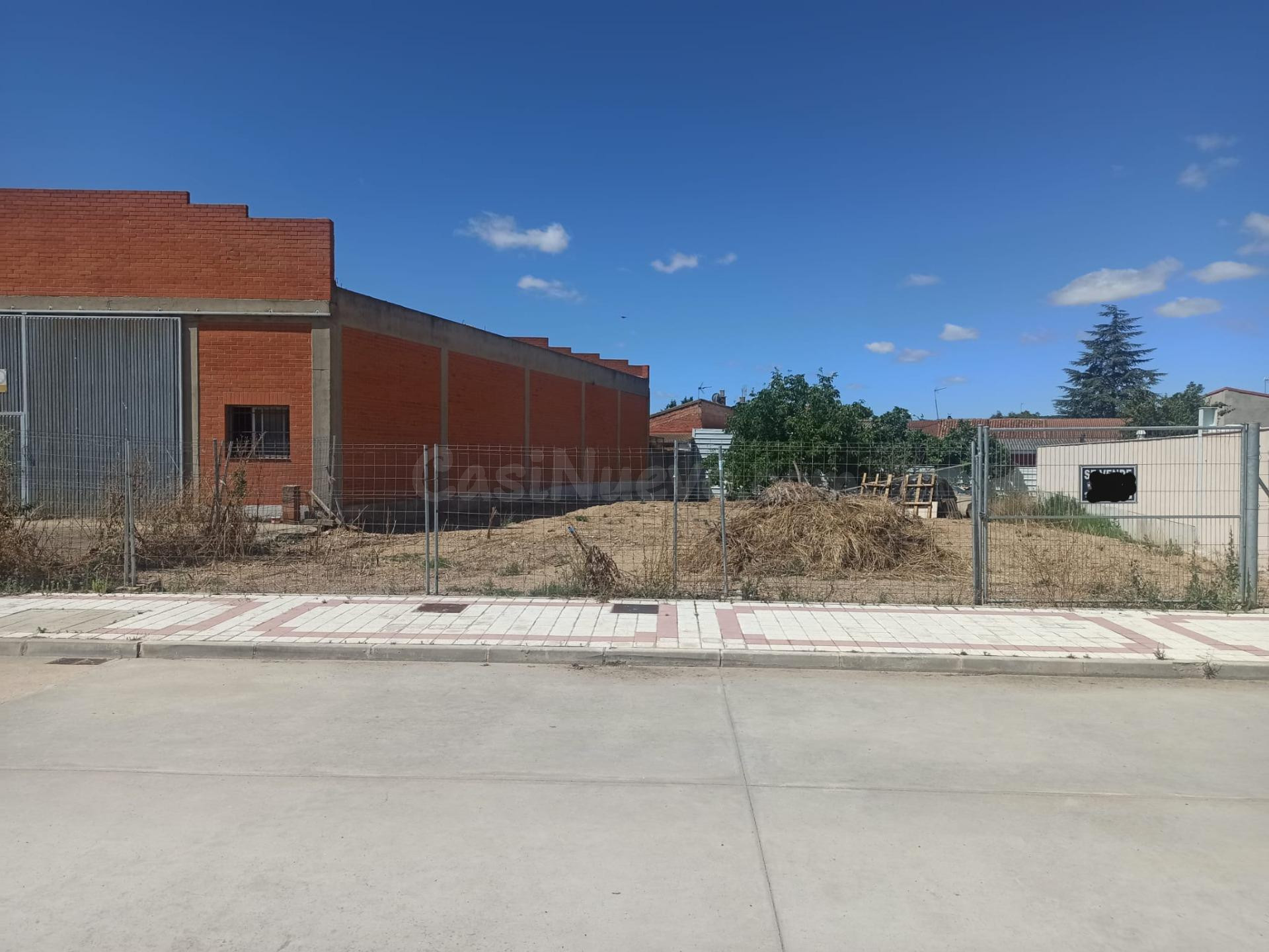 SE VENDE TERRENO URBANO EN VENTA DE BAÑOS - foto 2