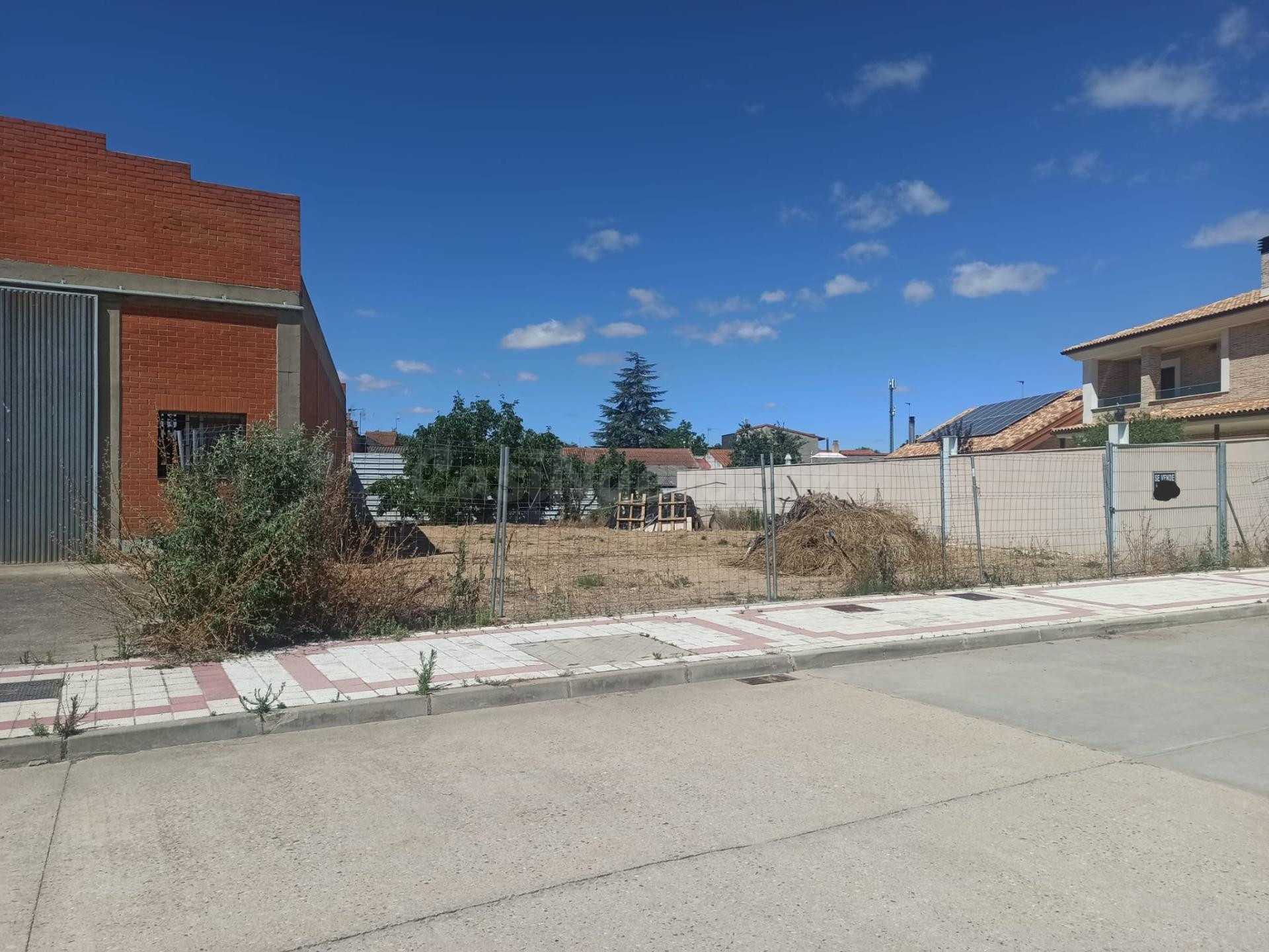 SE VENDE TERRENO URBANO EN VENTA DE BAÑOS - foto 3