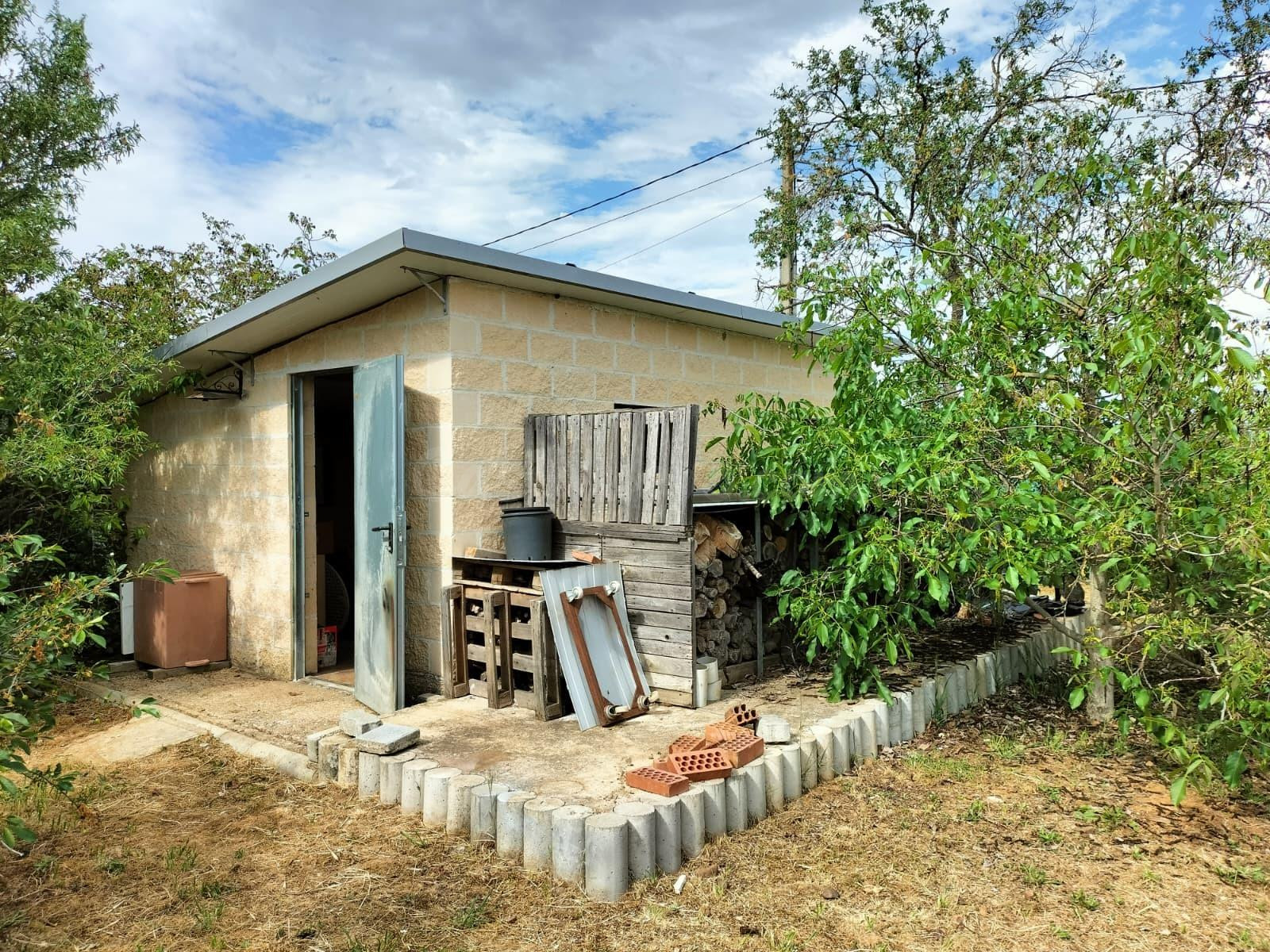 MONCASA VENDE Parcela vallada