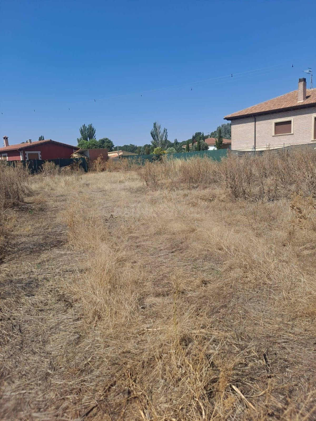 MONCASA VENDE TERRENO URBANO EN MONZON DE CAMPOS - foto 4