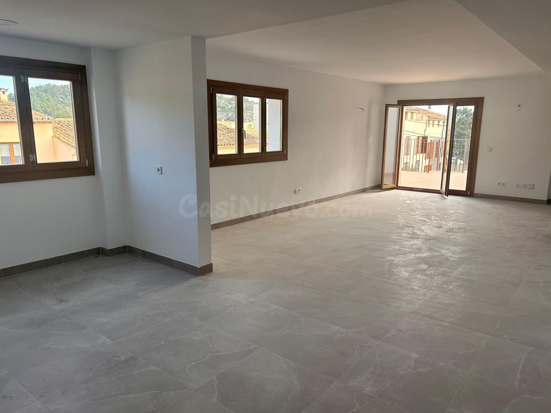 MAGNÍFICO PISO  CON VISTAS A LA MONTAÑA EN MANCOR A ESTRENAR - foto 3