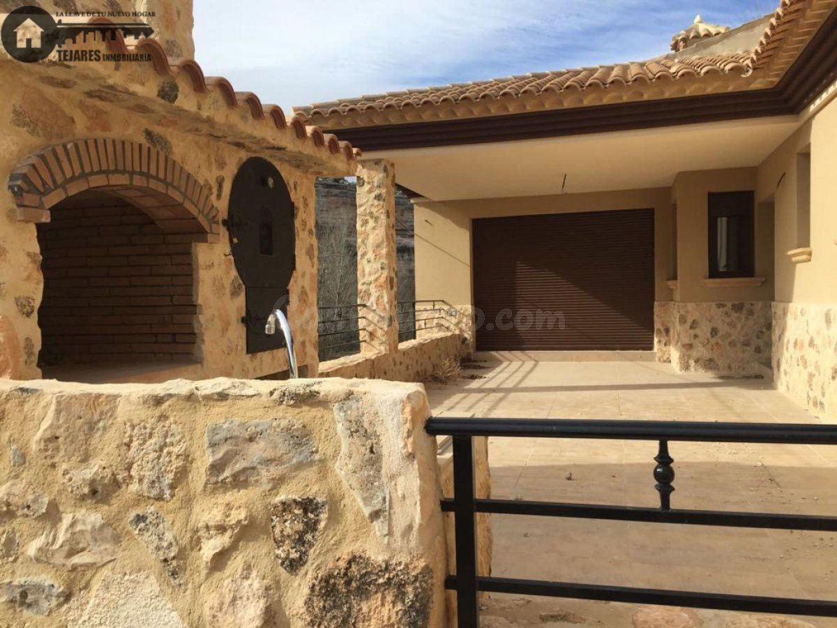 Inmobiliaria Tejares vende casa en Ribera de Cubas, Jorquera - foto 3
