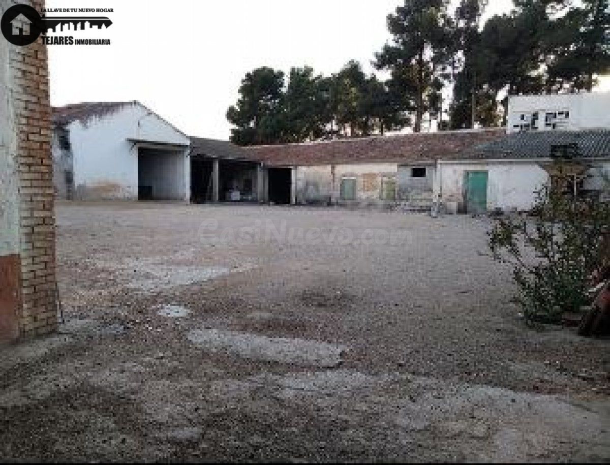 INMOBILIARIA TEJARES VENDE SOLAR COMERCIAL EDIFICABLE EN VIL - foto 2