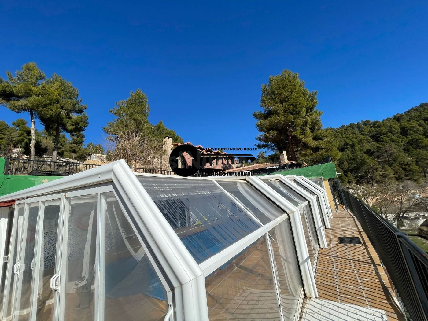 INMOBILIARIA TEJARES VENDE EN EXCLUSIVA COMPLEJO RURAL EN CA - foto 2