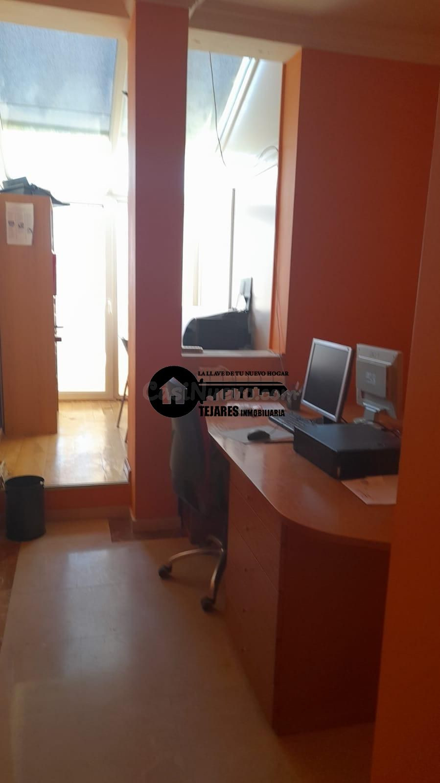 INMOBILIARIA TEJARES- ALQUILA EXCELENTES OFICINAS CENTRICAS- ZONA CENTRO
