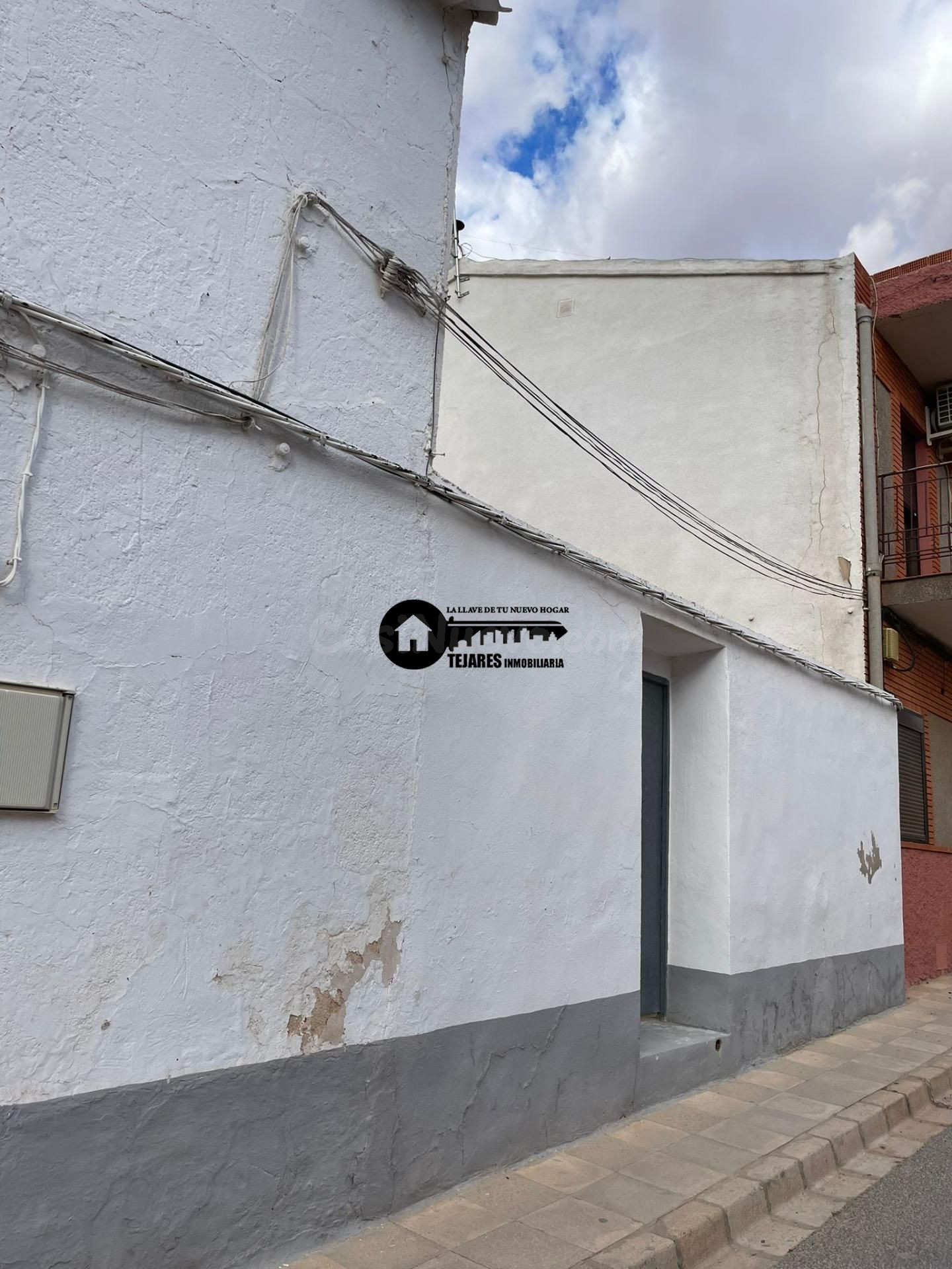 INMOBILIARIA TEJARES II VENDE CASA EN CENTRO VILLAMALEA - foto 2