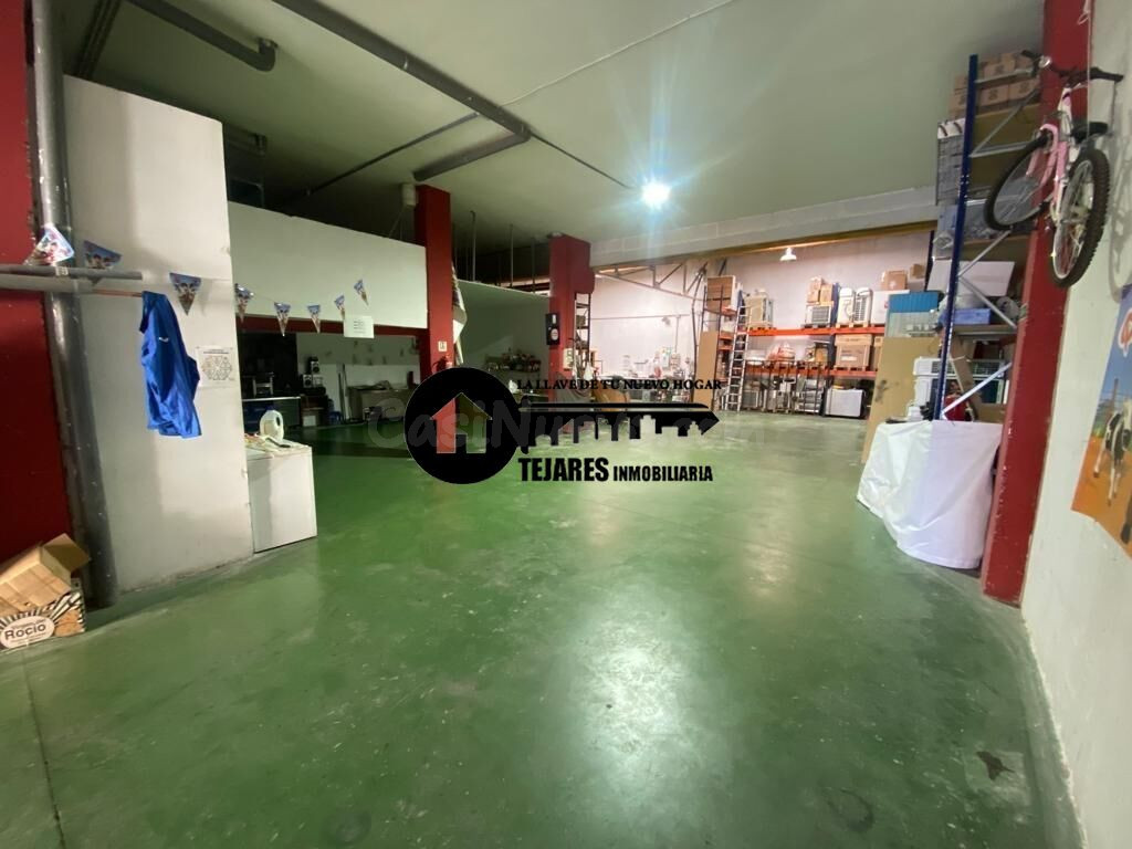 INMOBILIARIA TEJARES VENDE LOCAL CERCA DE LA AVENIDA MENENDEZ PIDAL