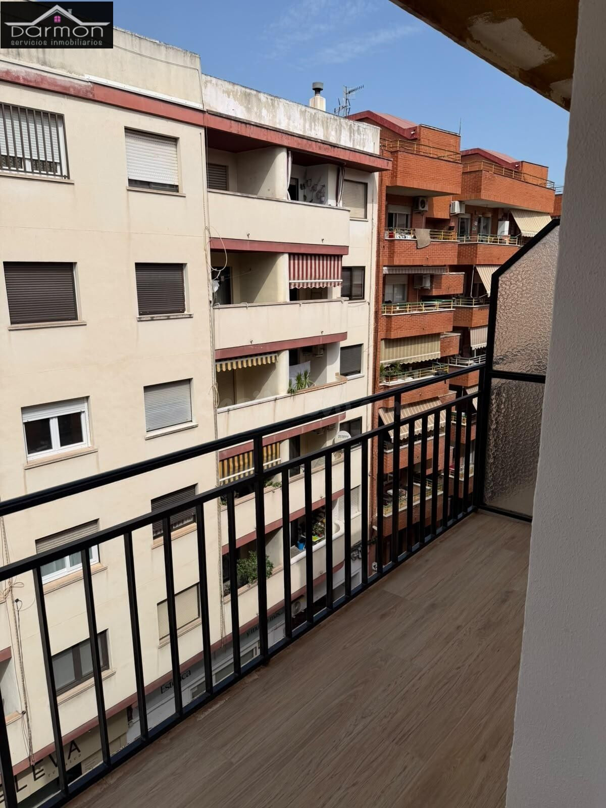 PISO TOTALMENTE REFORMADO EN EL CENTRO DE GANDÍA CON PARKING