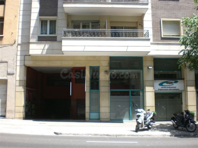Parking 32m² en alquiler - Eixample