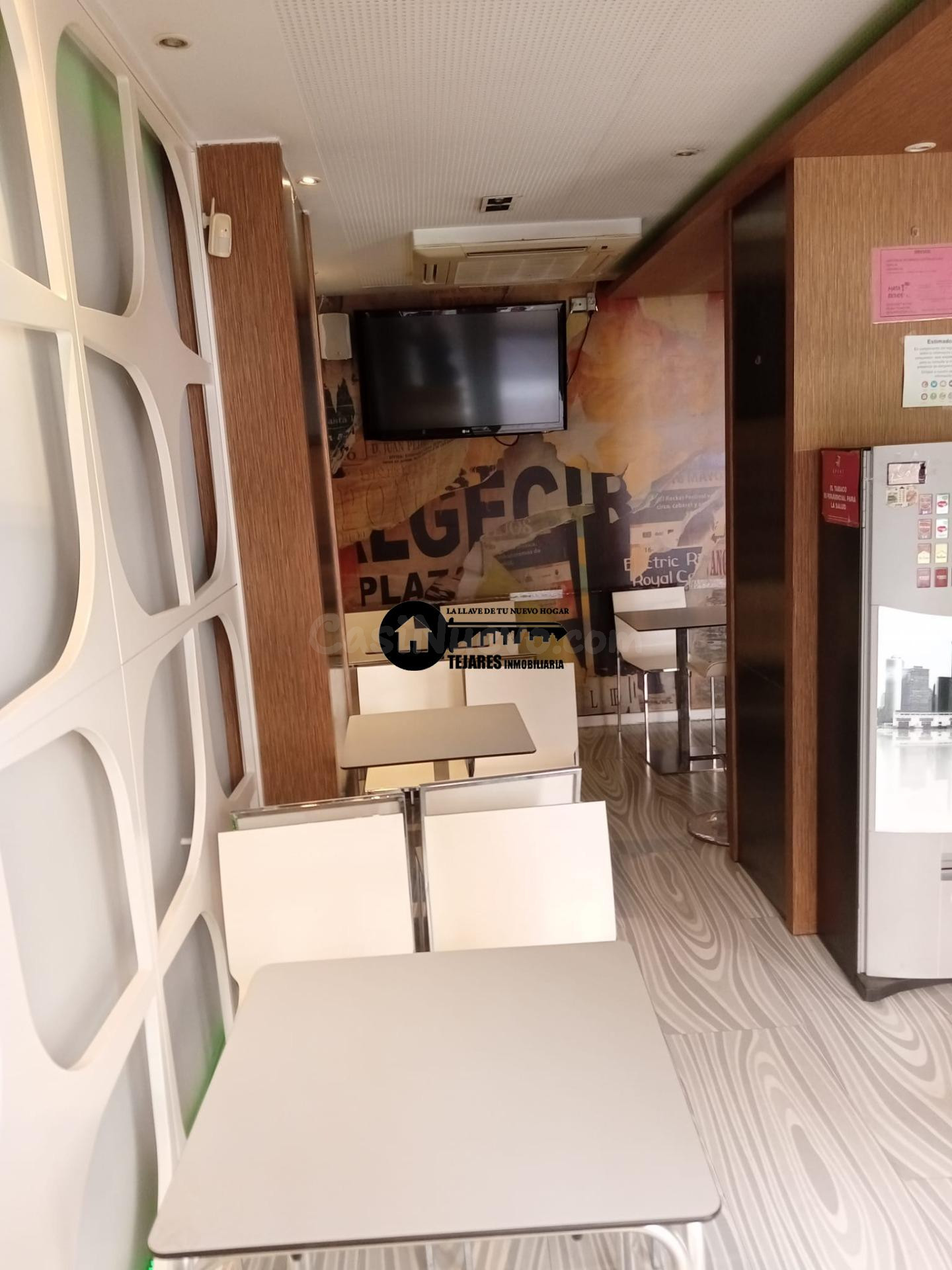 INMOBILIARIA TEJARES TRASPASA CAFÉ BAR EN ZONA FRANCISCANOS