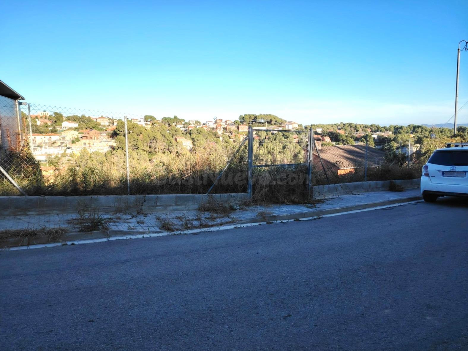 Terreno Urbanizable de Ensueño en la Exclusiva Urbanización  - foto 3