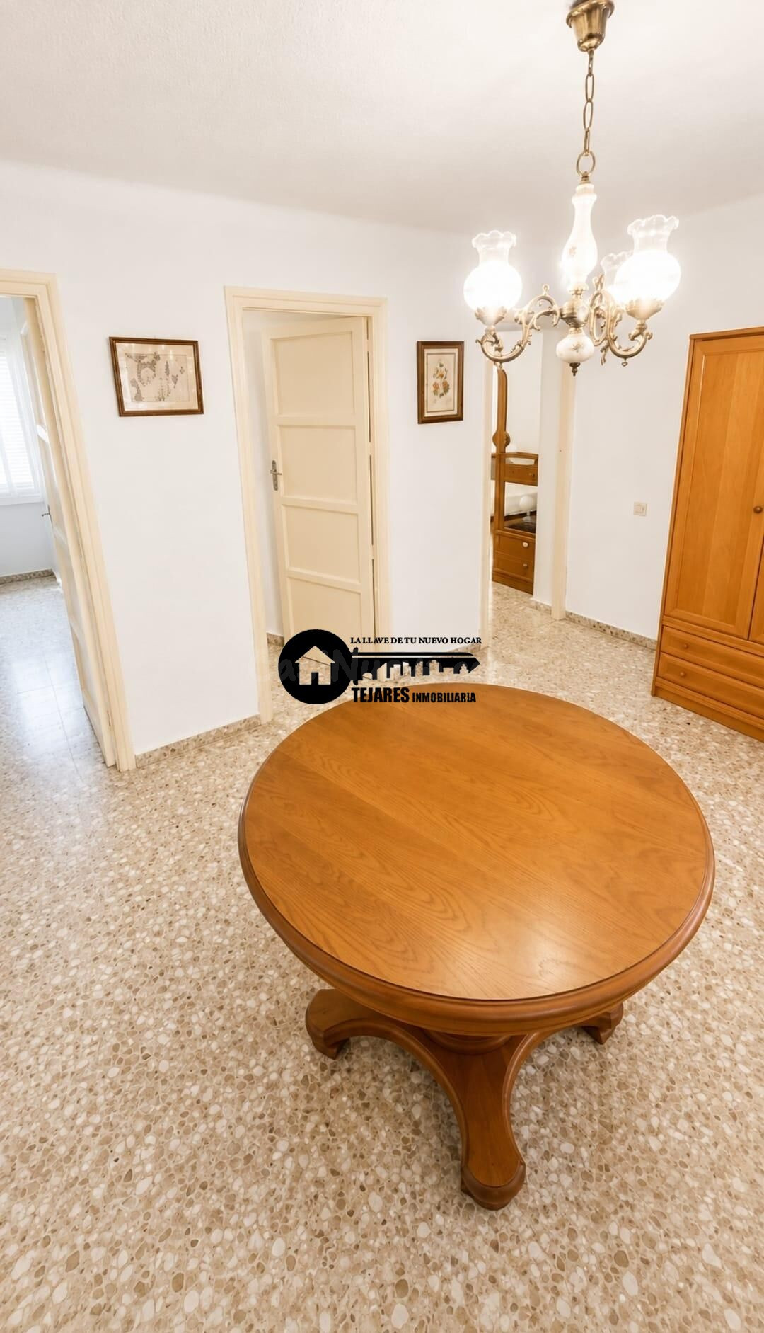 SE VENDE PISO EN ZONA SANTA TERESA – GRAN OPORTUNIDAD PARA REFORMAR