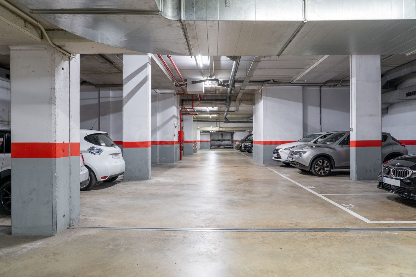 Parking de moto 9m² en alquiler - Collblanc