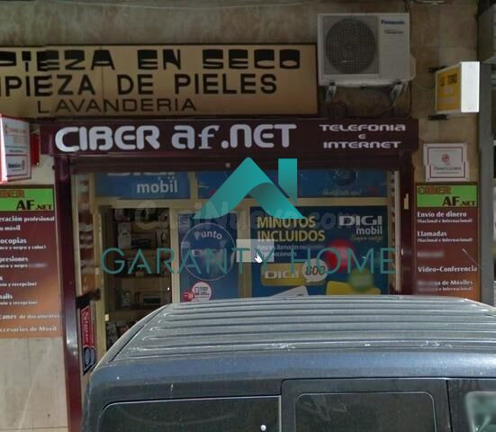 Se vende Local Céntrico con Salida de Humos - foto 3
