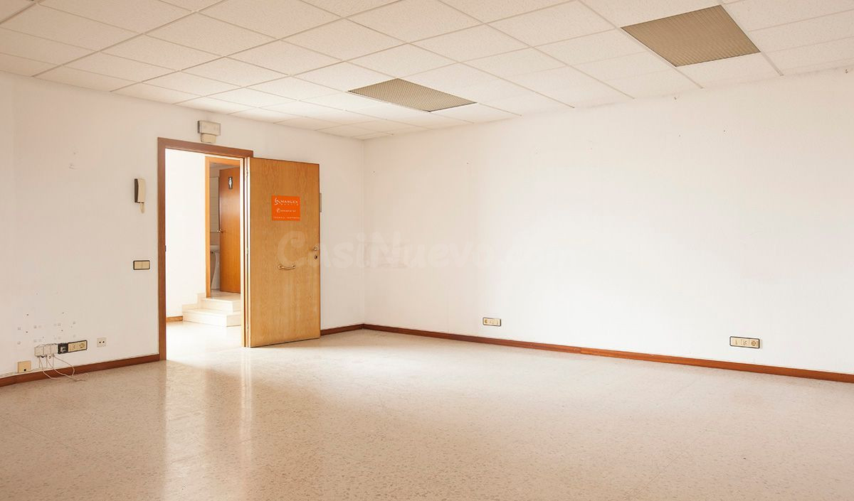 Oficina 56m² en alquiler - Figueres - foto 2
