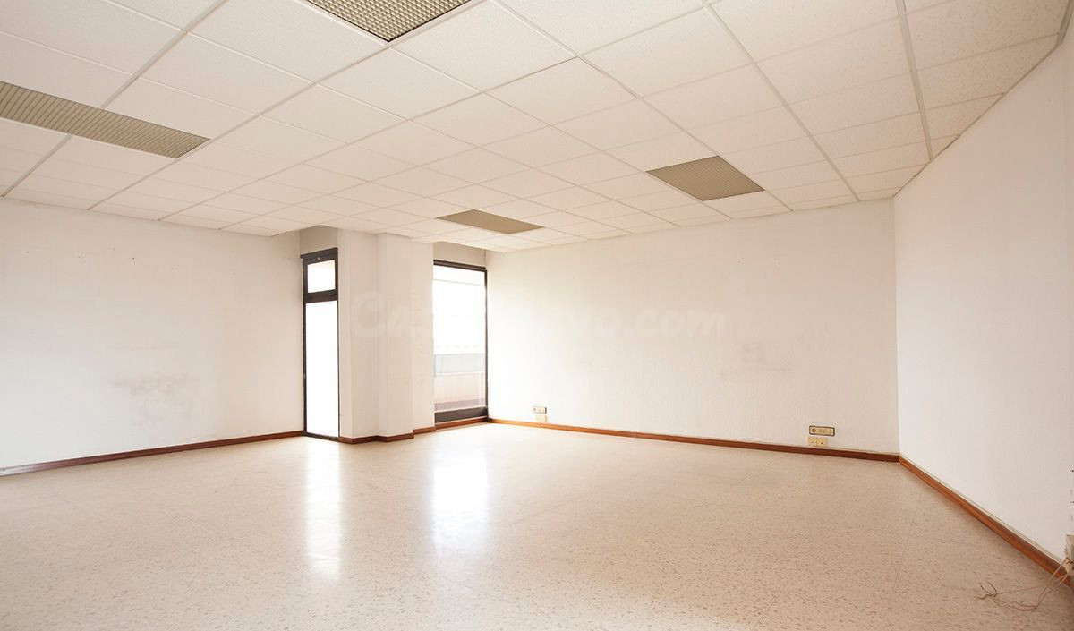 Oficina 56m² en alquiler - Figueres - foto 4