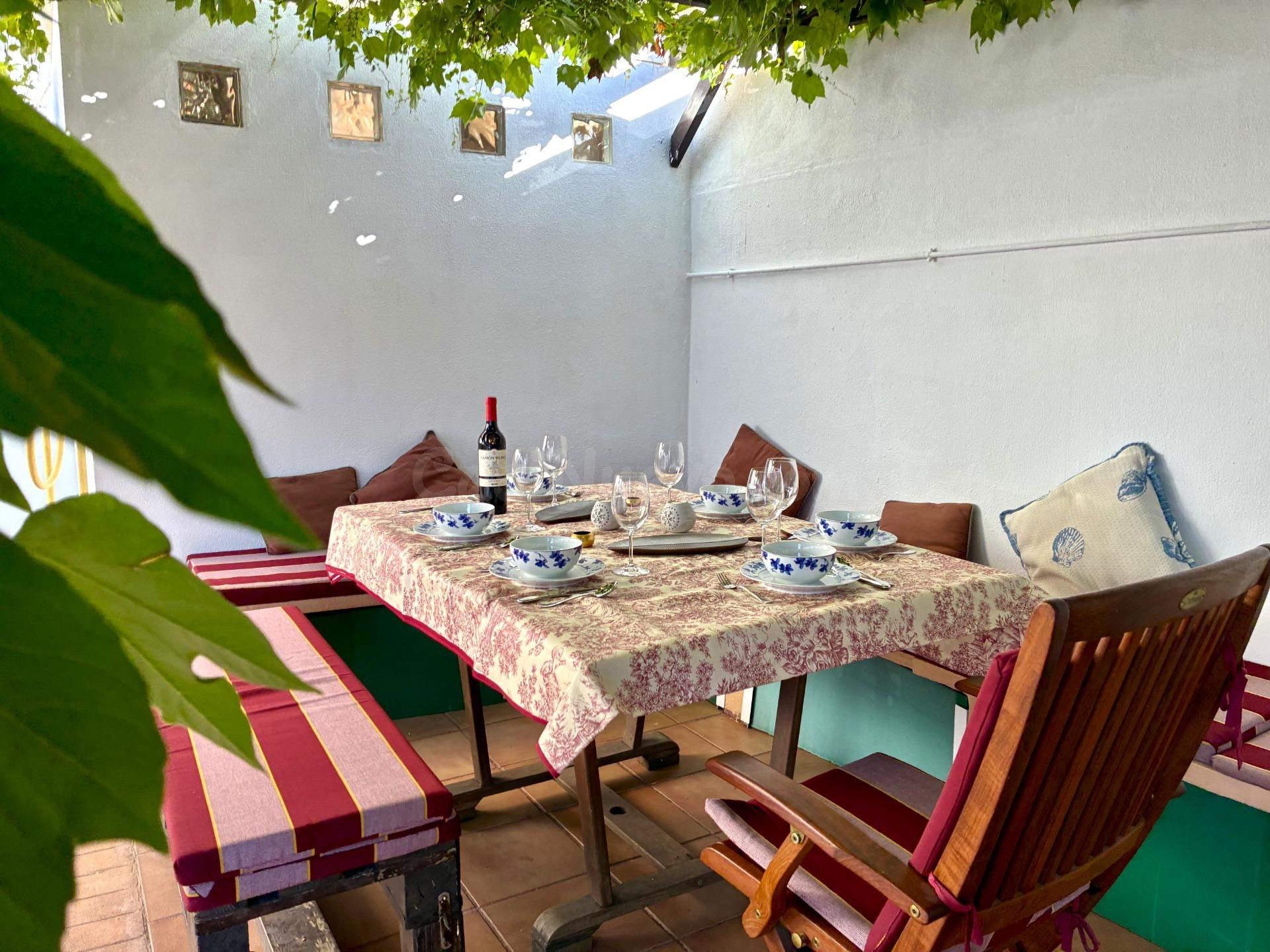 Adosado en Puerto Real, zona Almendral