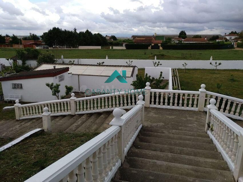 Casa en venta en Castellanos de Villiquera - foto 4