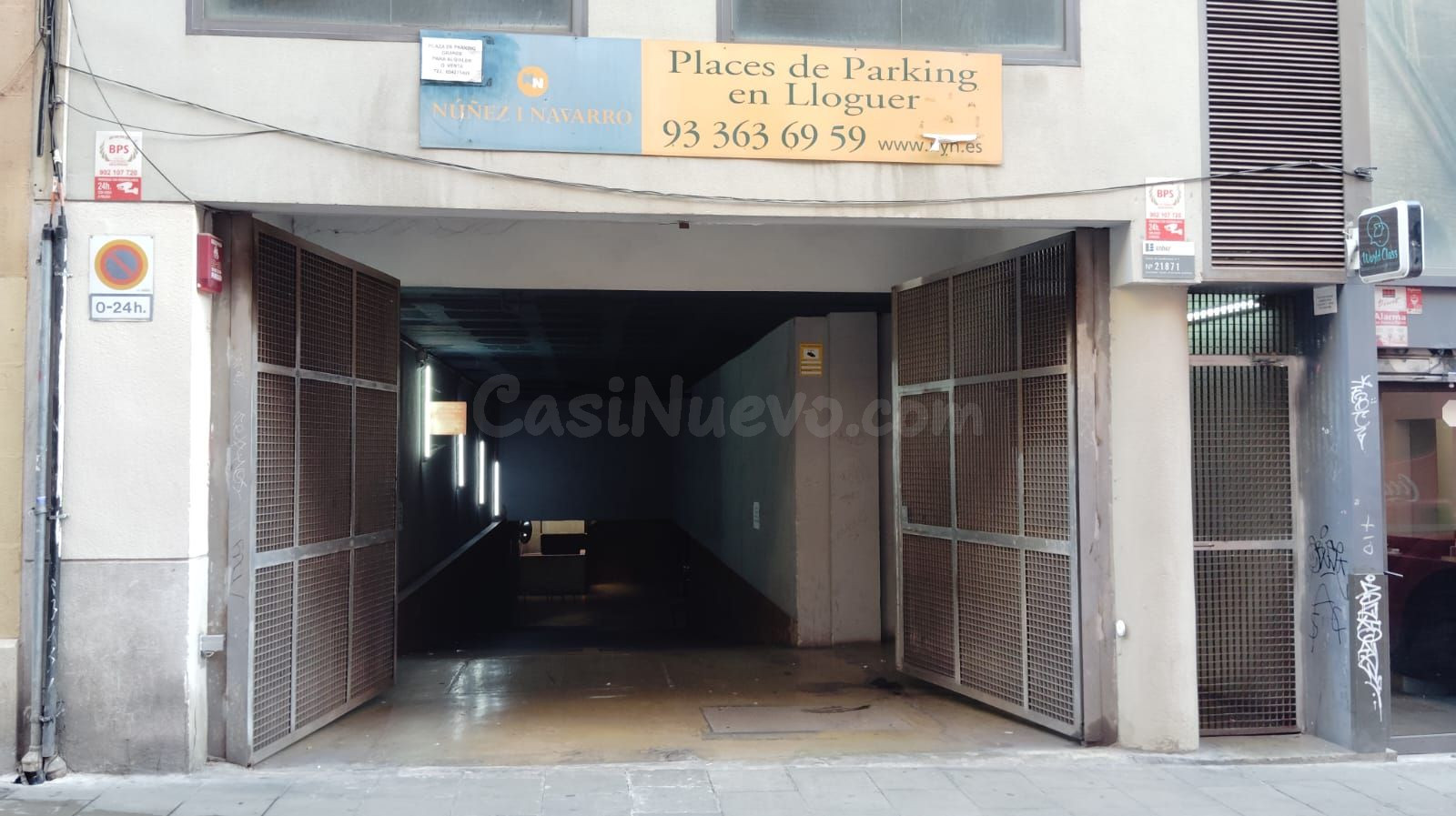 Parking de moto 5m² en alquiler - Casc Antic