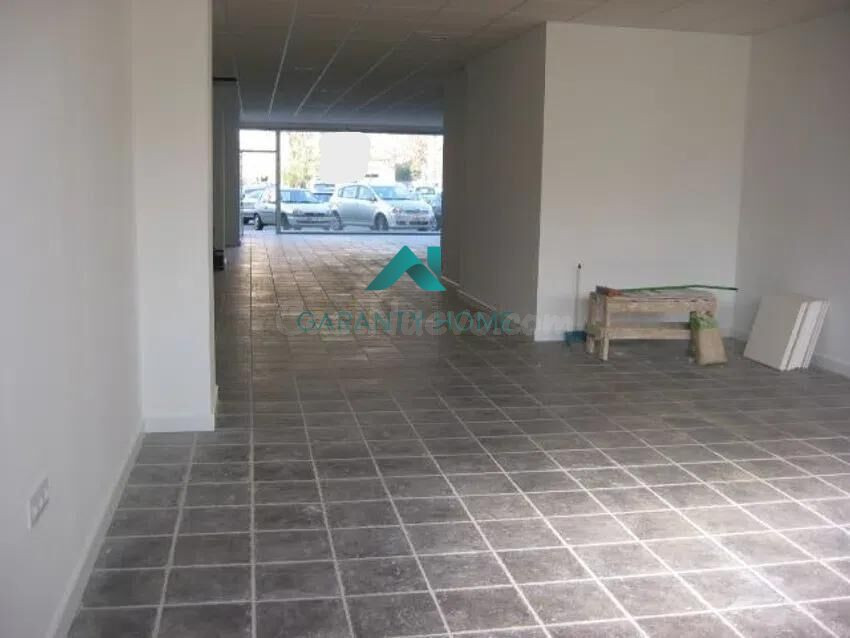 ALQUILER LOCAL COMERCIAL ZONA Huerta Rosales - Valdepasillas - foto 4
