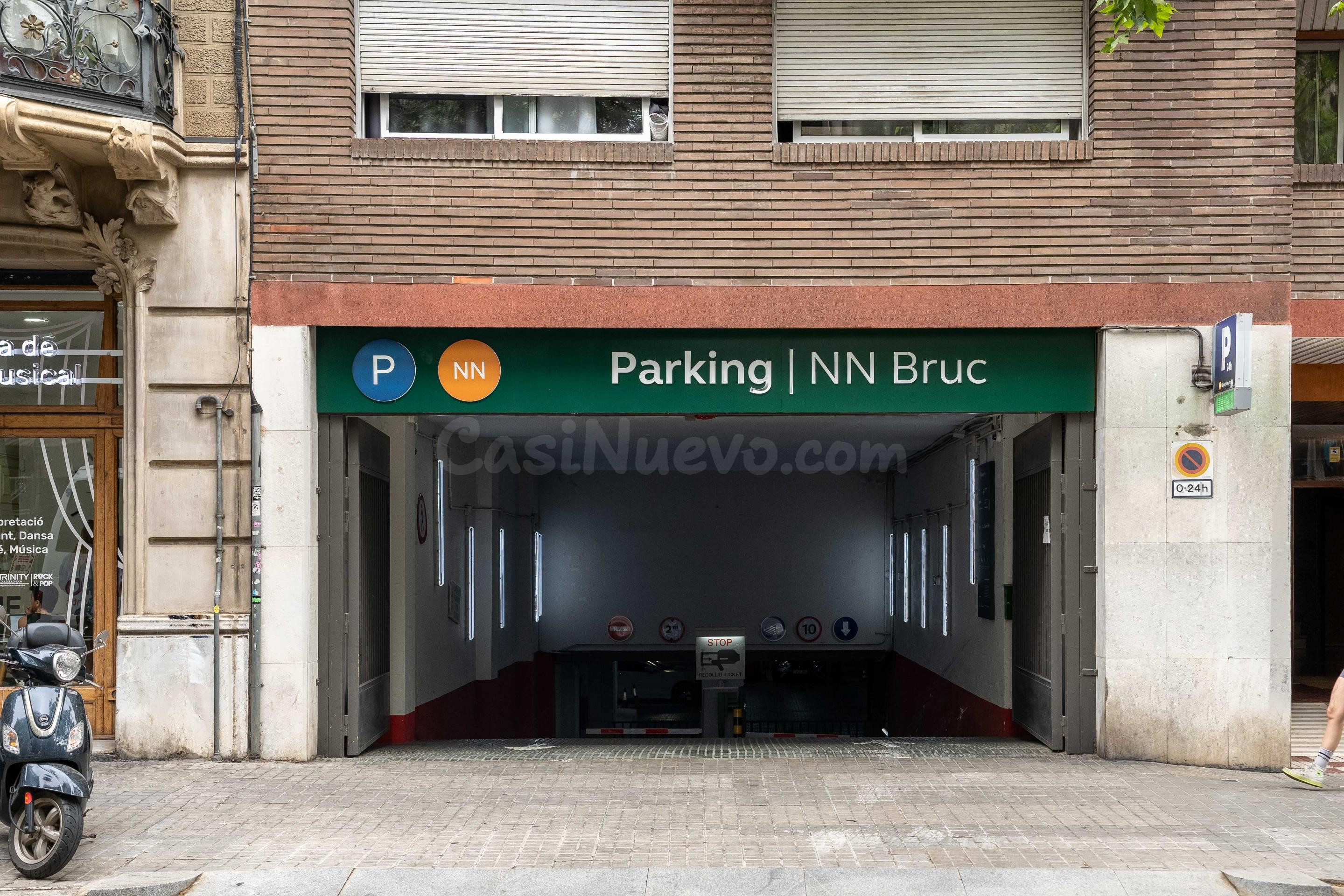 Parking 9m² en alquiler - Eixample