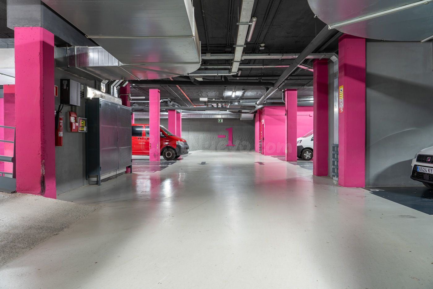 Parking 12m² en alquiler - Barcelona