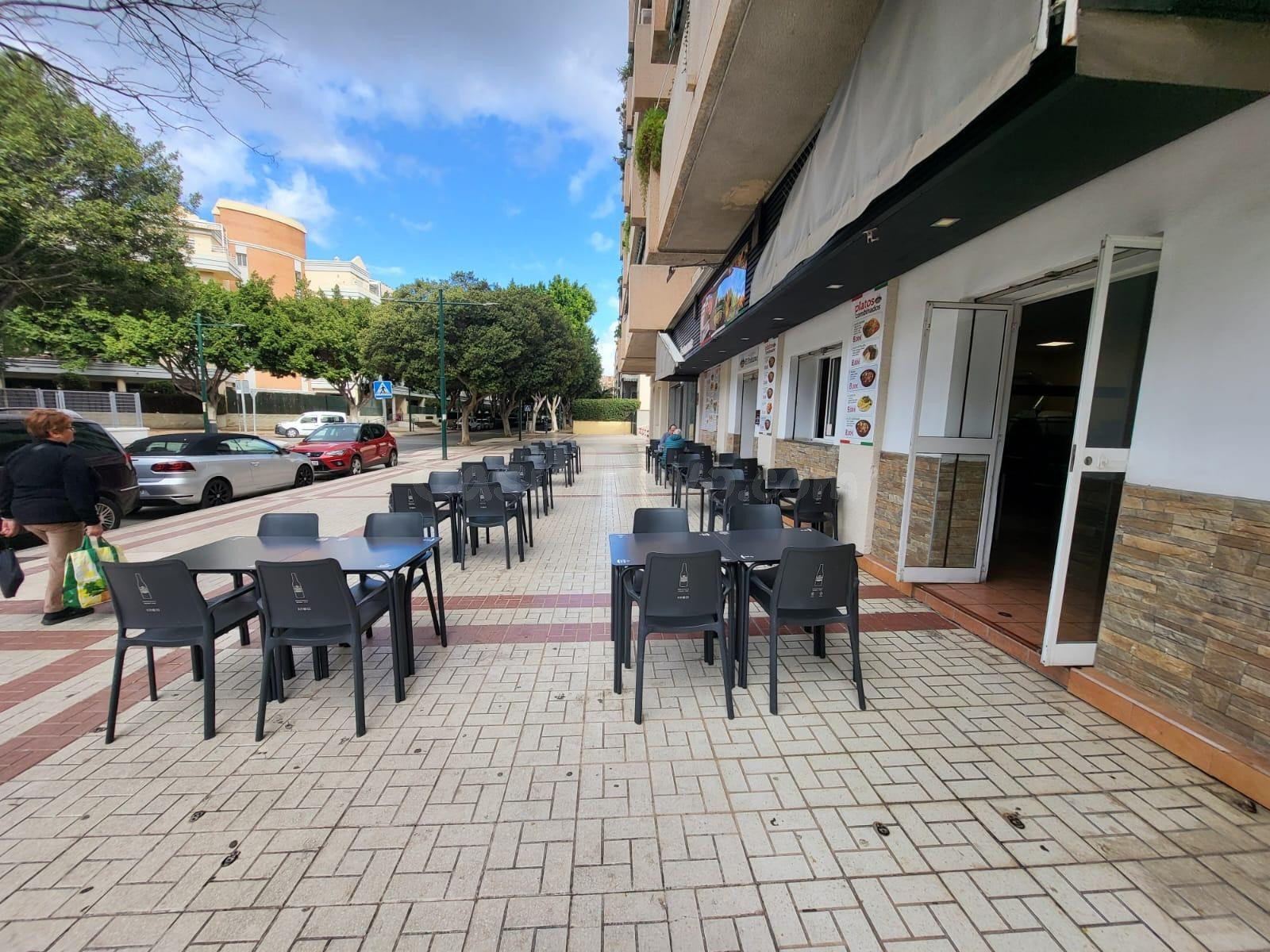 ESPECTACULAR LOCAL COMERCIAL A LA VENTA!