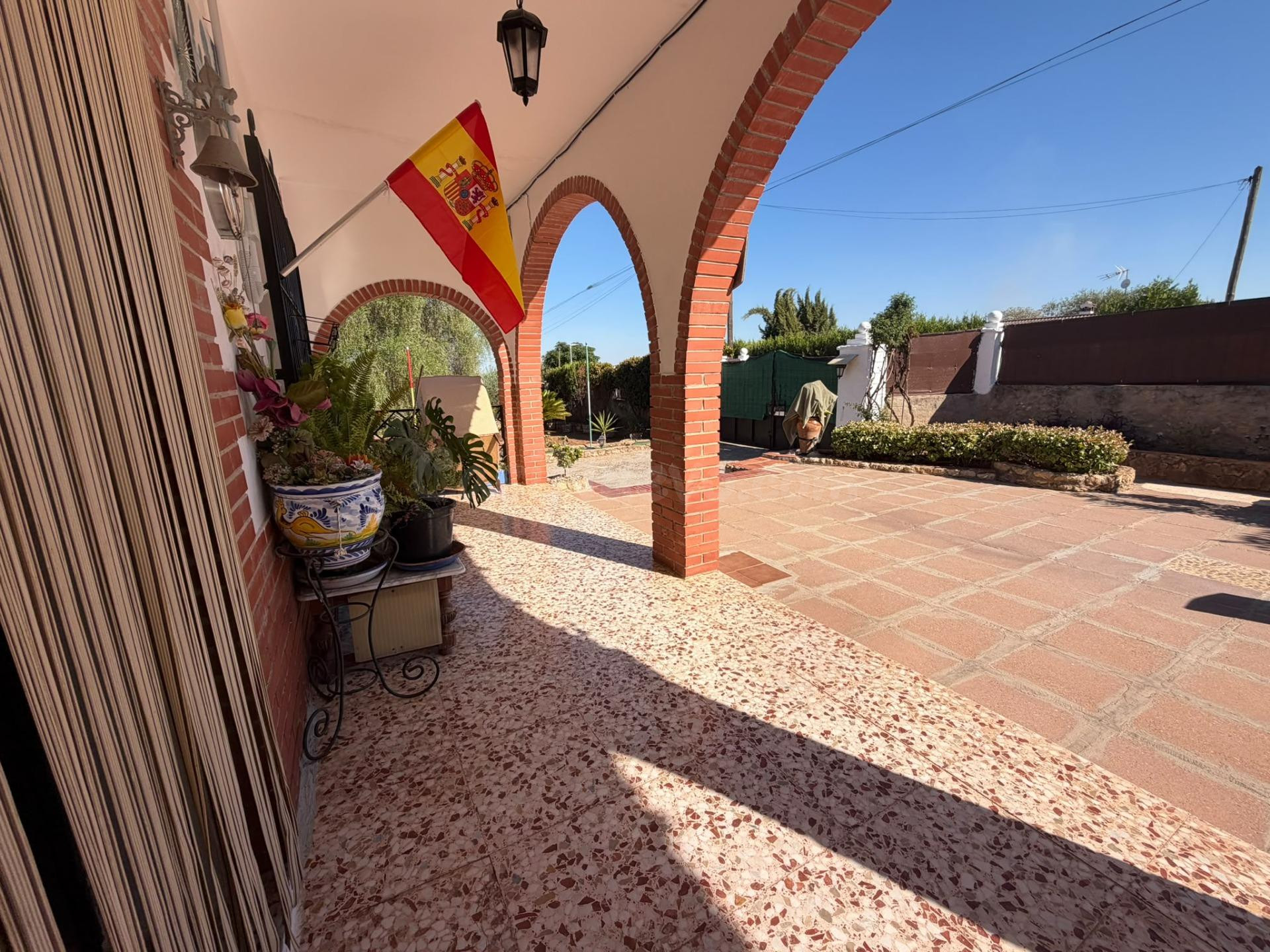 Tu paraíso rural a las puertas de Córdoba — Finca con casa r - foto 2