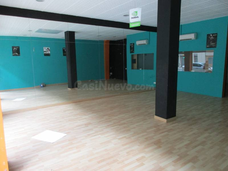 Magnifico local comercial en Tortosa - foto 2