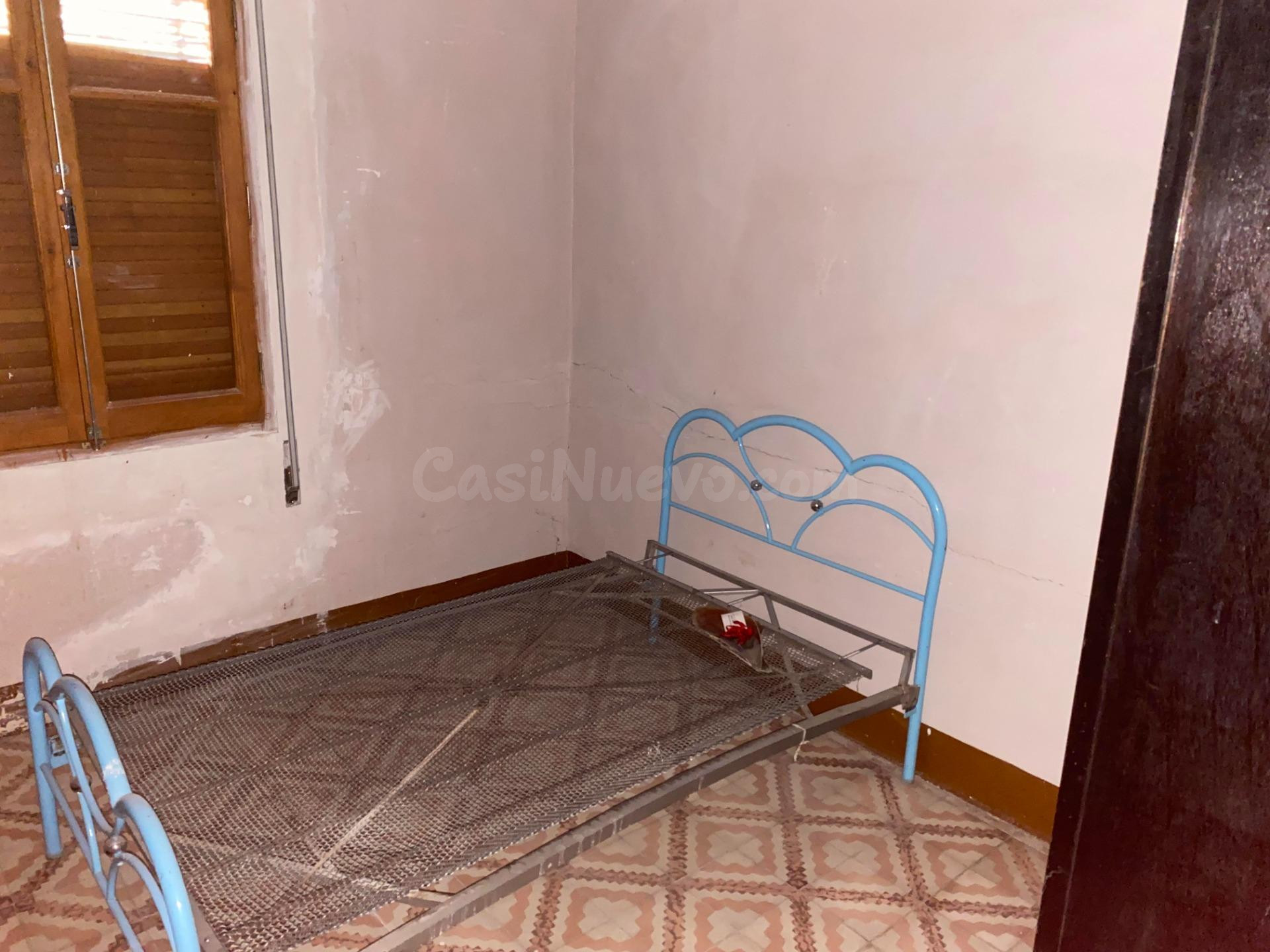 SE VENDE CASA EN MONREAL DEL CAMPO - foto 4