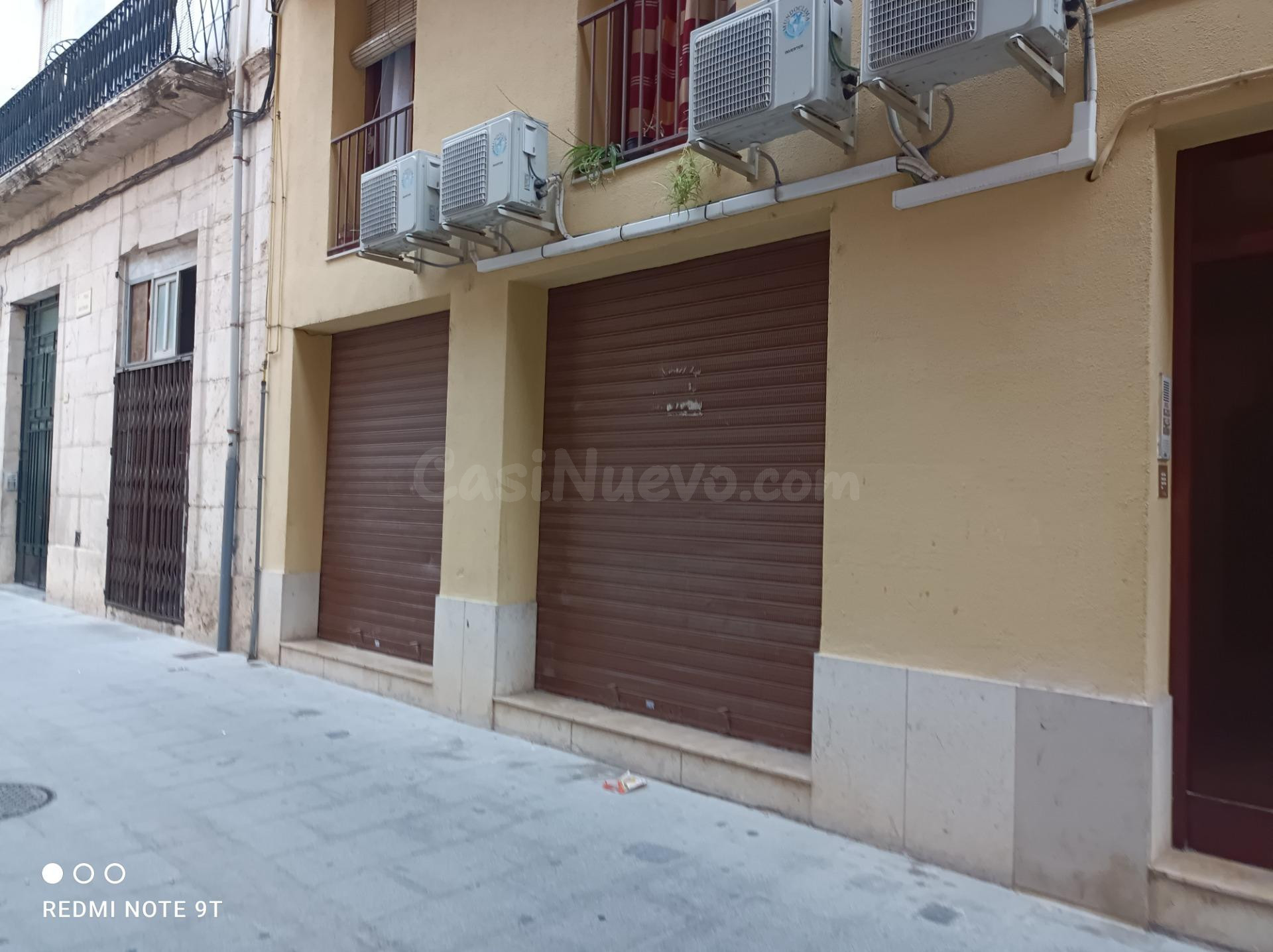LOCAL COMERCIAL AL CASC ANTIC DE 100m2 AL LADO DEL JUZGADO