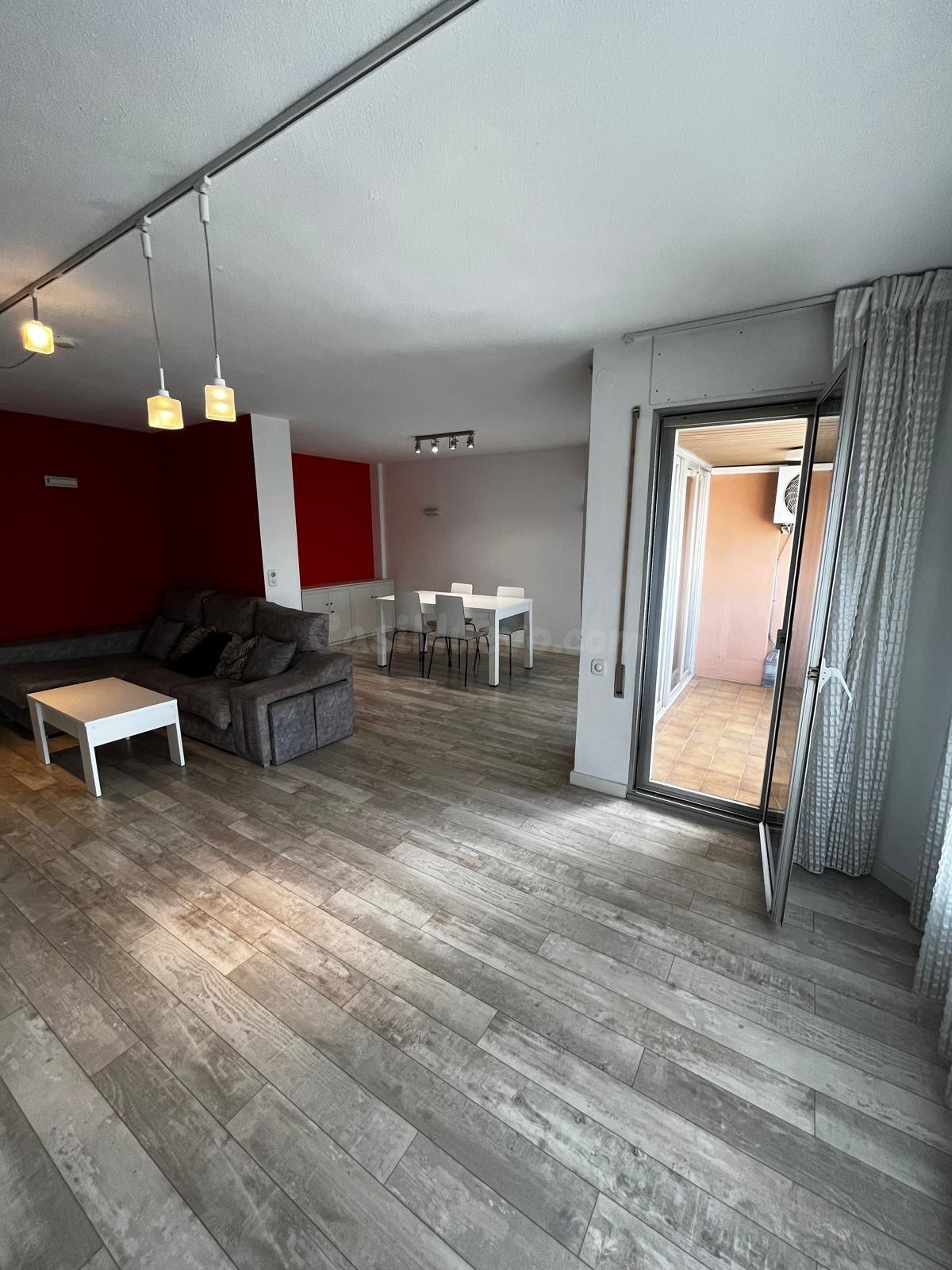 PISO EN VENTA - PLAZA 1 OCTUBRE FERRERIES