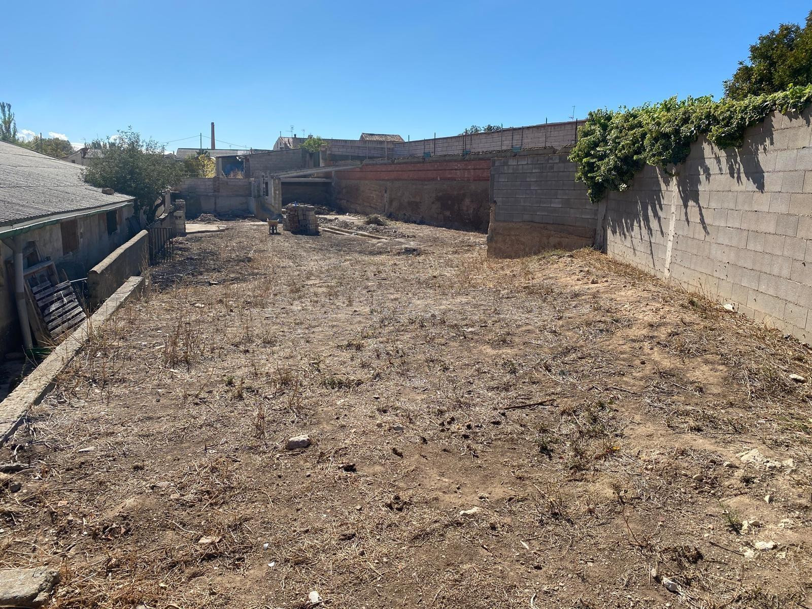 EN VENTA SOLAR EN CALAMOCHA - foto 4
