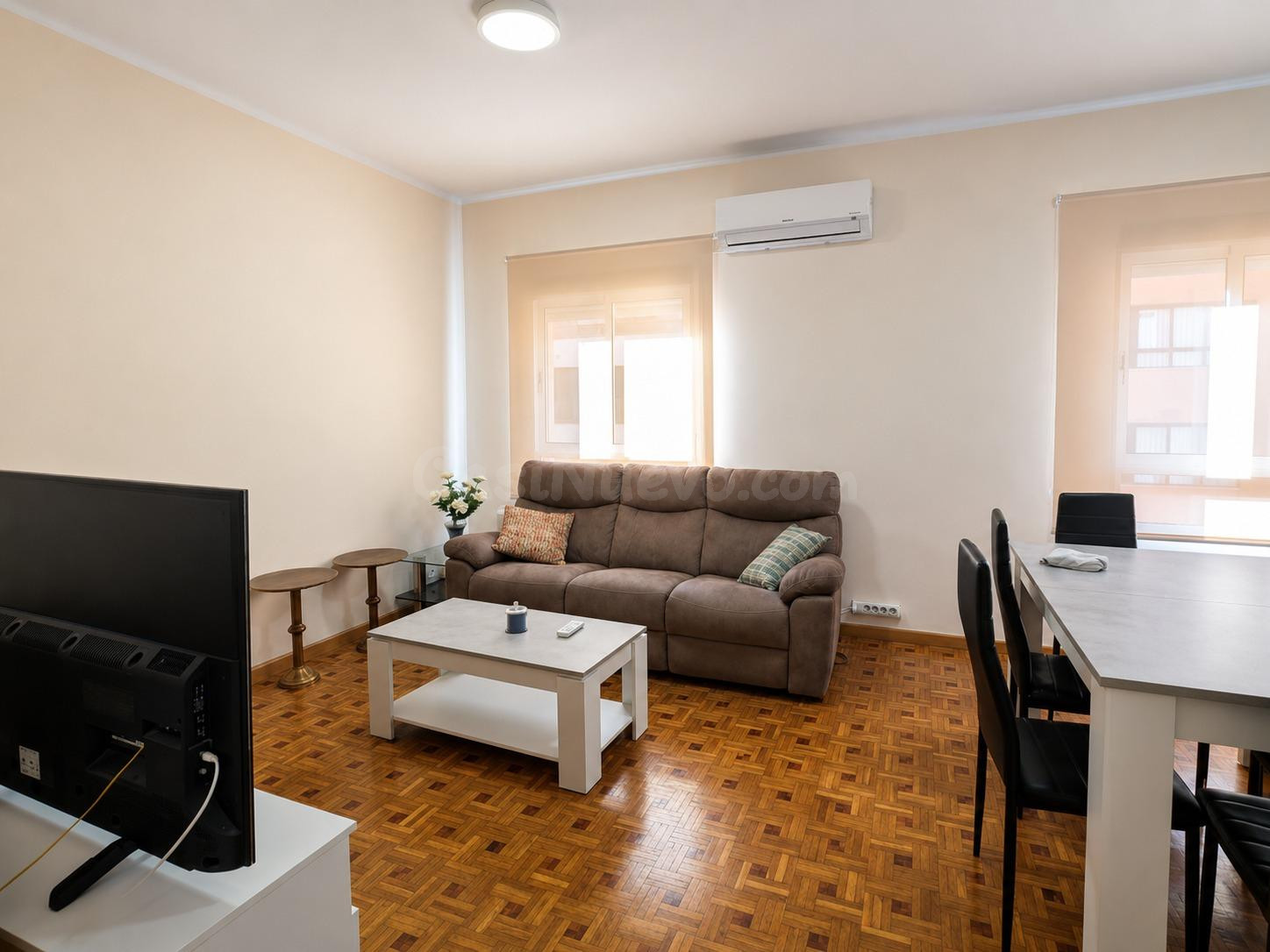 Vivienda exterior con orientación sur y ascensor en Patraix