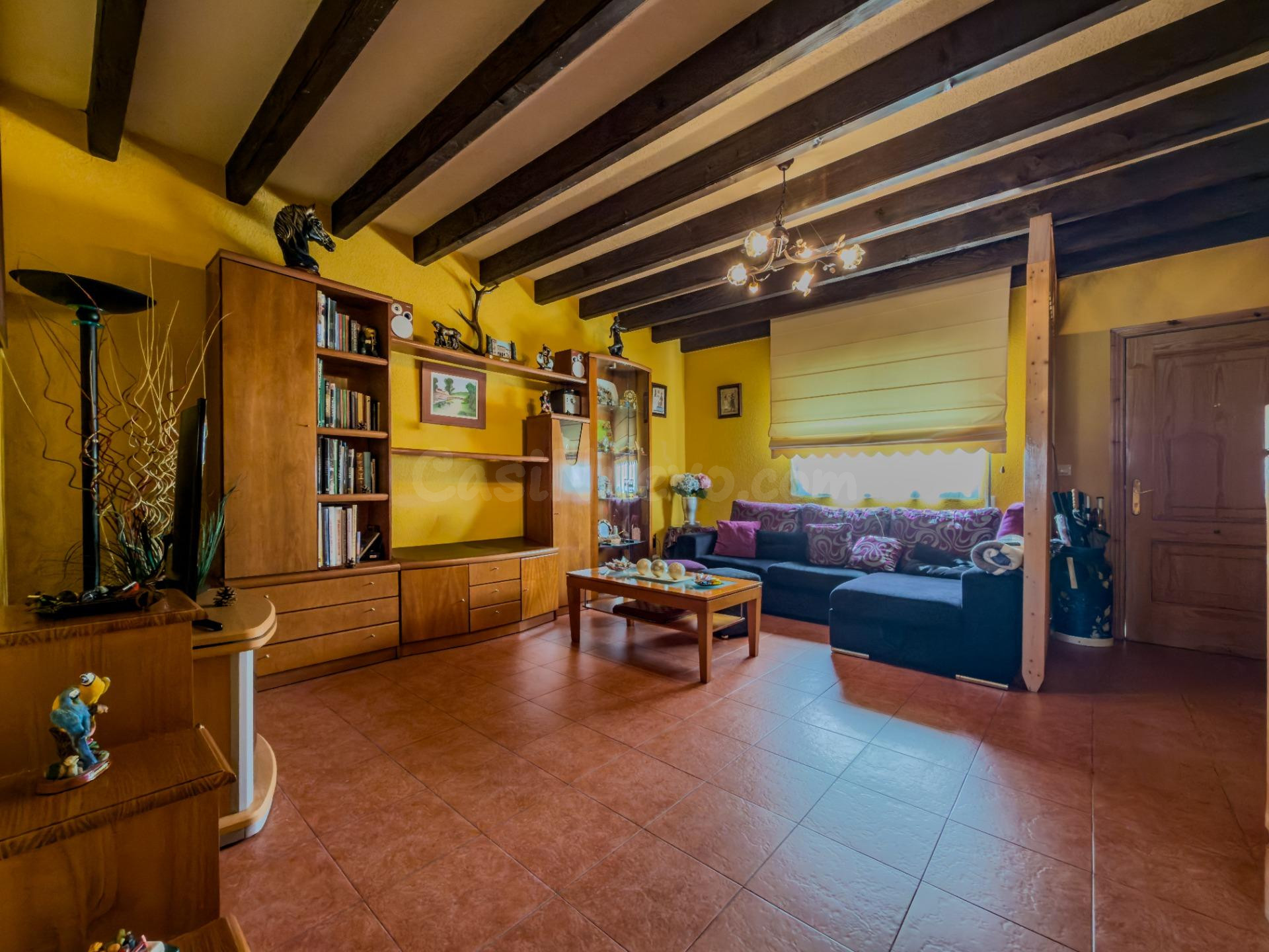 CHALET PAREADO EN VENTA CON TERRAZA EN VILLAFUFRE - foto 2