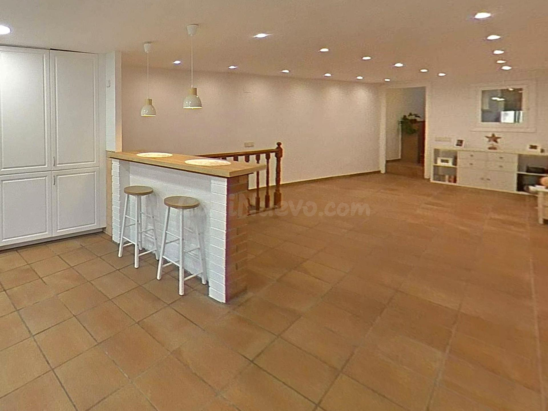 CASA SINGULAR AMB TERRASSES, ESPAIS OBERTS I VISTES PANORÀMIQUES A CASTELLAR DEL VALLÈS