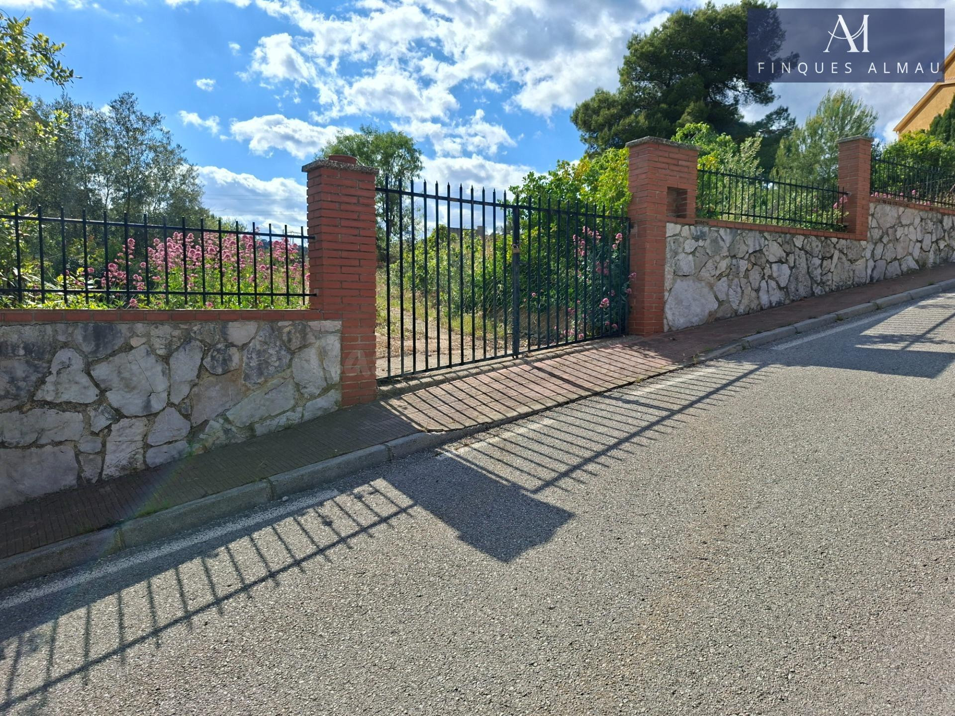 Terreno en venta en Calle Riu Flamisell, 58 Vallirana - foto 3